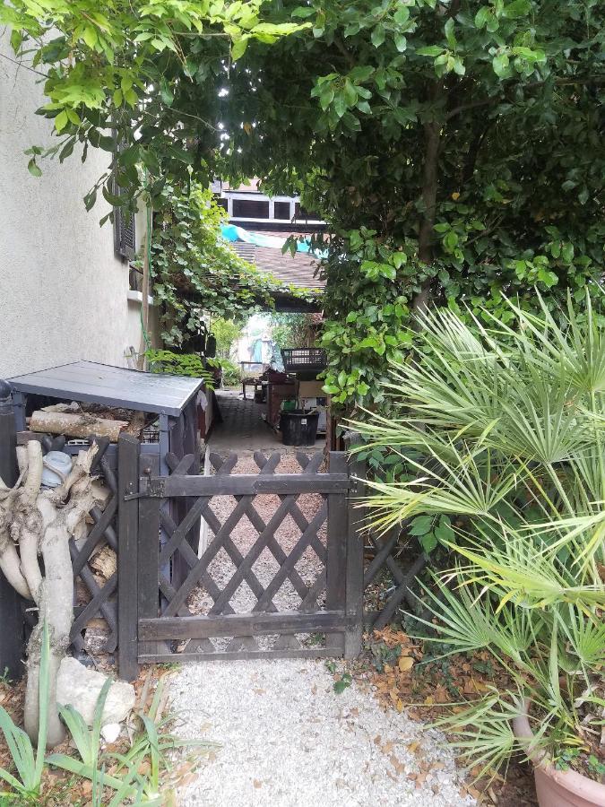 Normandy Cottage Gagny Buitenkant foto
